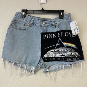 NWT Levis Pink Floyd Raw Hem Denim Casual Shorts Size